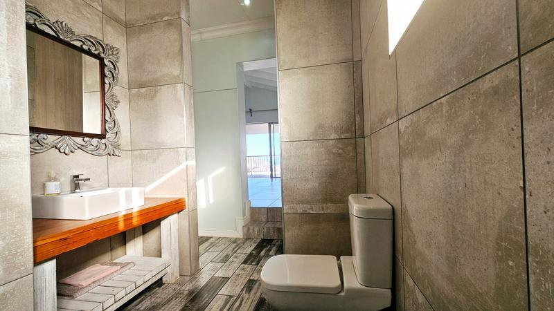 6 Bedroom Property for Sale in Dana Bay Western Cape